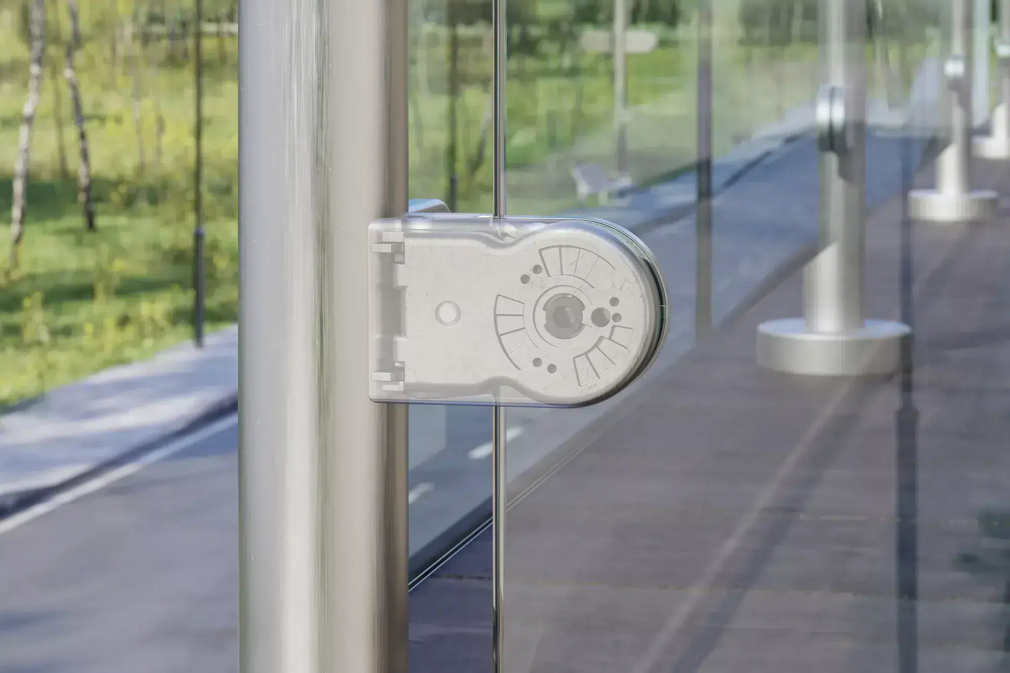 ONLEVEL glasklem voor glasbevestiging